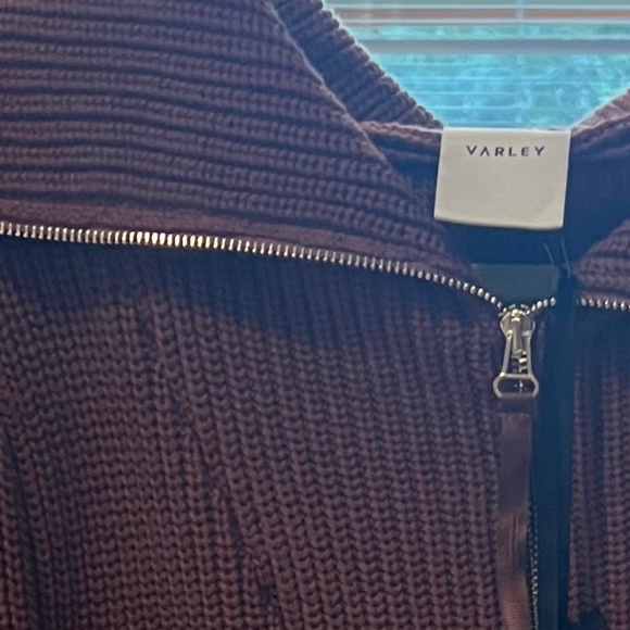 Varley Sweater - Picture 3 of 7